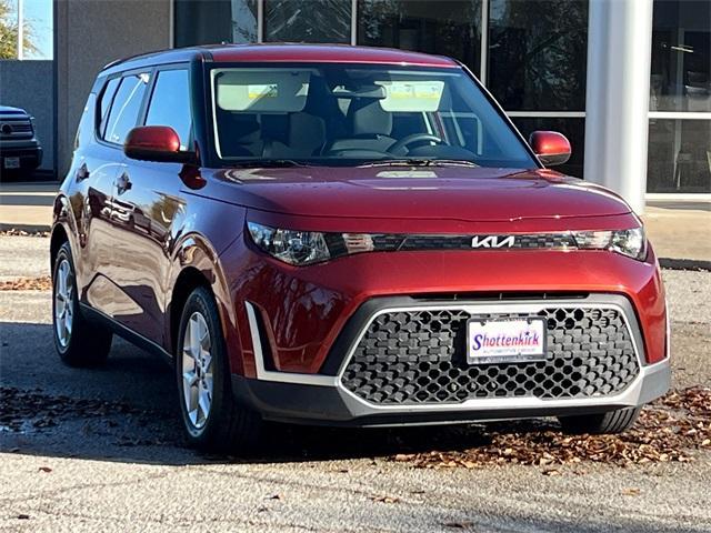 used 2023 Kia Soul car, priced at $15,753