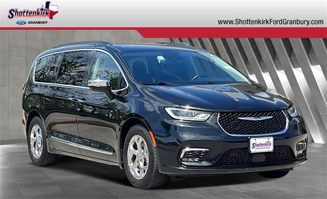 used 2022 Chrysler Pacifica car, priced at $28,994