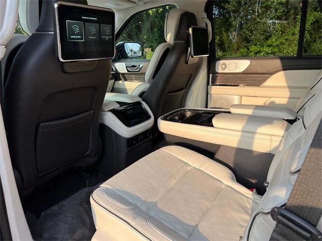 used 2023 Lincoln Navigator car, priced at $79,999