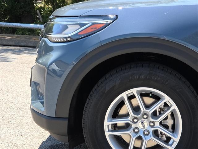 new 2025 Ford Explorer car, priced at $39,432