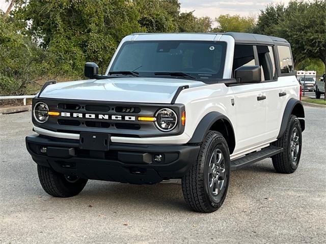 new 2024 Ford Bronco car, priced at $45,466