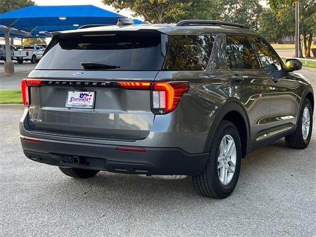 new 2025 Ford Explorer car, priced at $40,350