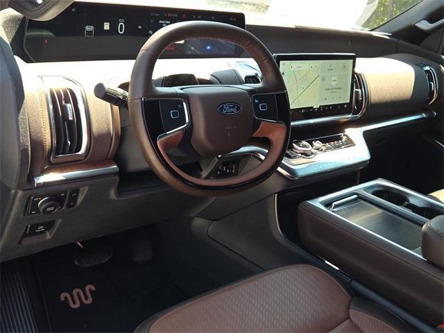 new 2025 Ford Expedition car, priced at $85,224