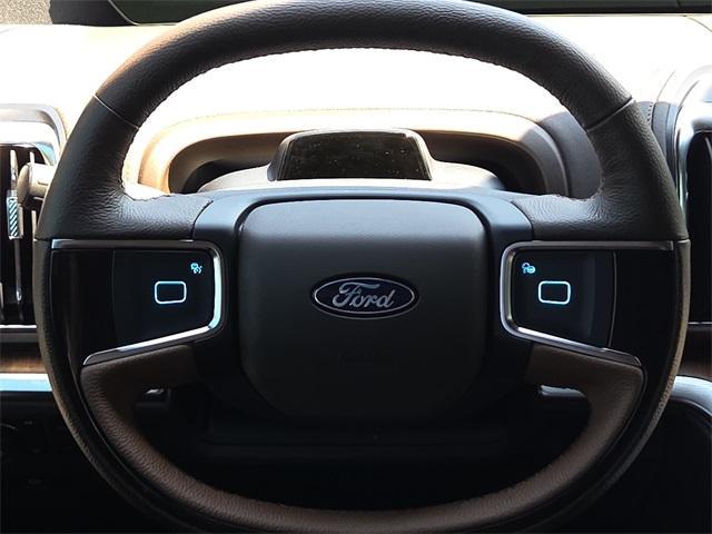 new 2025 Ford Expedition car, priced at $85,224