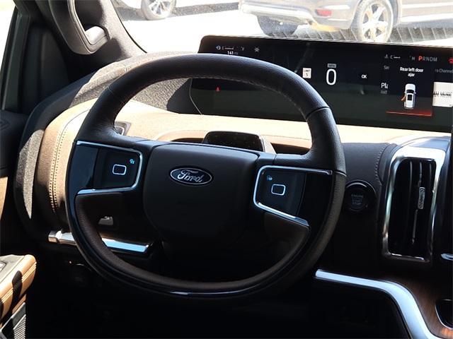 new 2025 Ford Expedition car, priced at $85,224