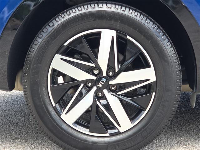 used 2021 Kia Sorento car, priced at $21,468