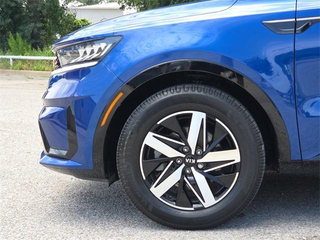 used 2021 Kia Sorento car, priced at $21,468