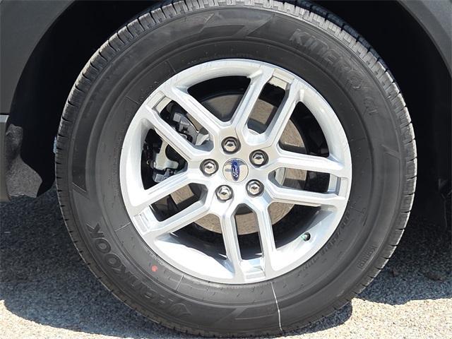 new 2025 Ford Explorer car, priced at $36,272