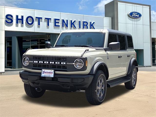 new 2025 Ford Bronco car, priced at $44,100
