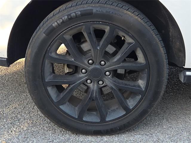 used 2019 Ford Expedition car, priced at $25,793