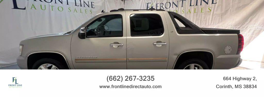 used 2007 Chevrolet Avalanche car, priced at $9,798
