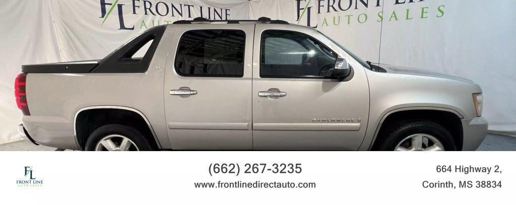 used 2007 Chevrolet Avalanche car, priced at $9,798
