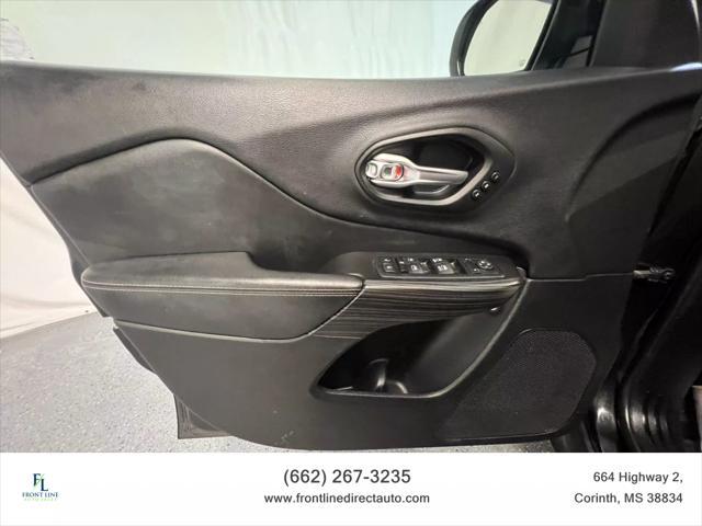 used 2015 Jeep Cherokee car, priced at $10,998