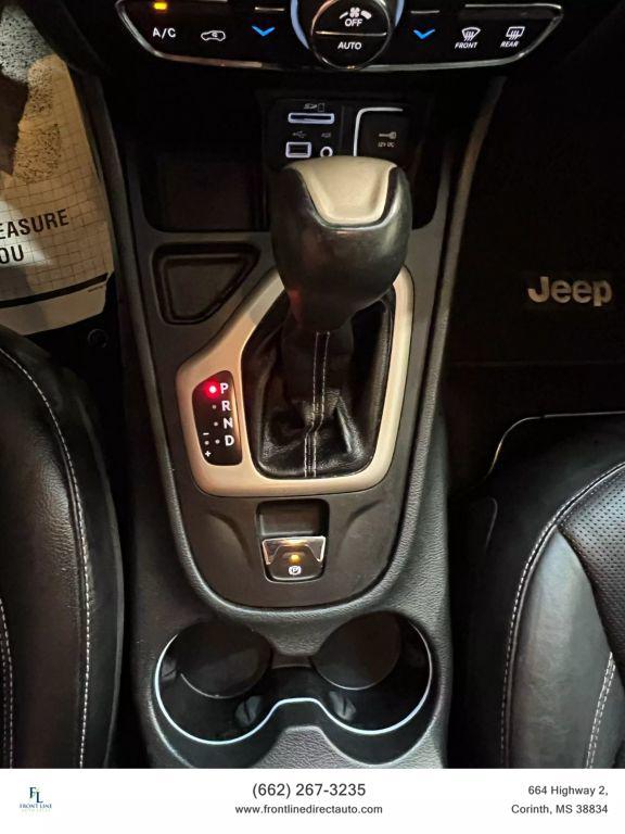 used 2015 Jeep Cherokee car, priced at $10,998