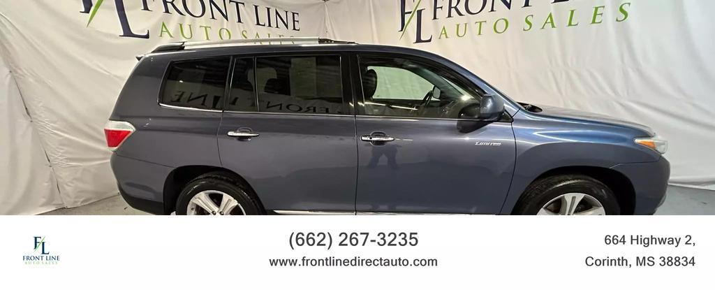 used 2013 Toyota Highlander car, priced at $7,500