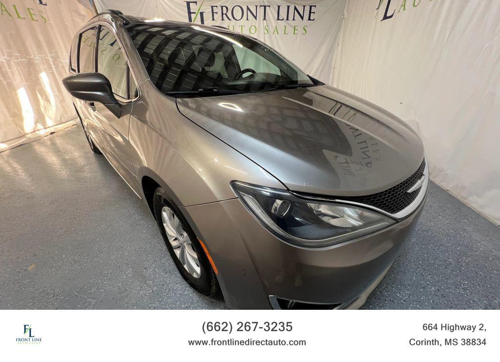 used 2017 Chrysler Pacifica car, priced at $9,871