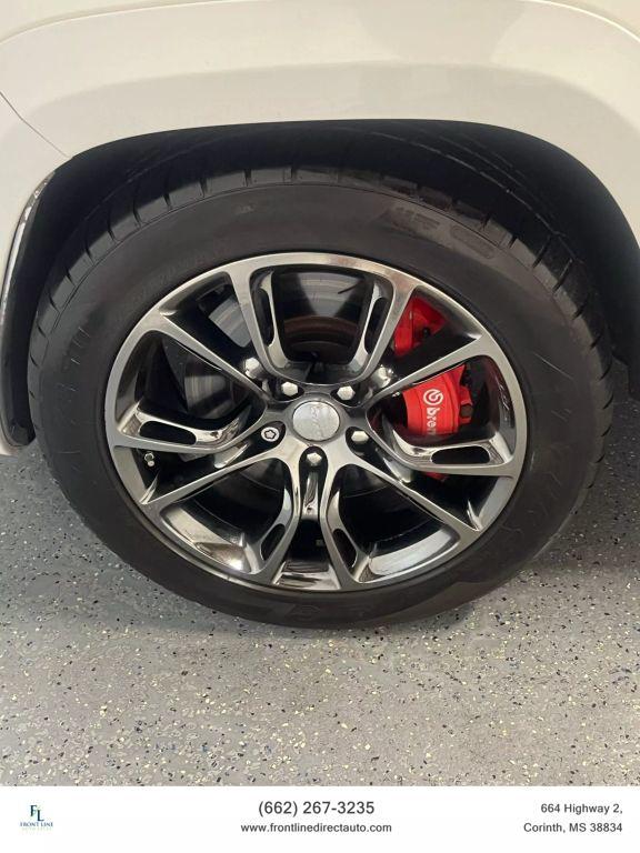 used 2015 Jeep Grand Cherokee car, priced at $29,398