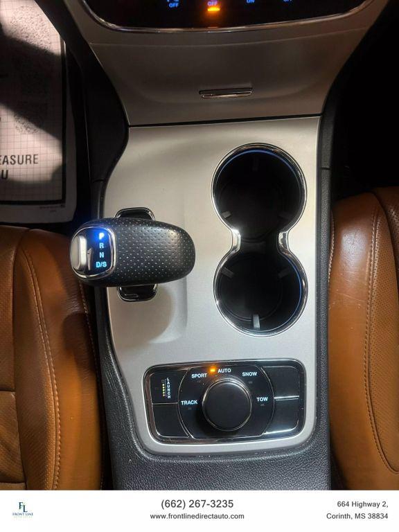 used 2015 Jeep Grand Cherokee car, priced at $29,398