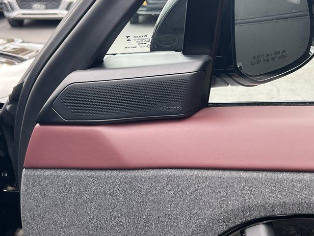 new 2025 Land Rover Range Rover Sport car