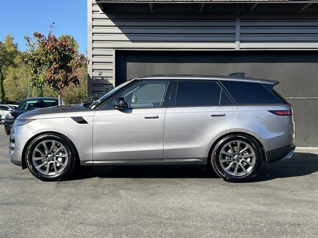 new 2025 Land Rover Range Rover Sport car
