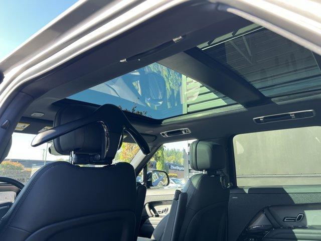 new 2025 Land Rover Range Rover Sport car