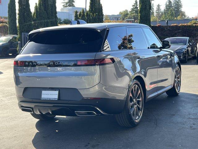 new 2025 Land Rover Range Rover Sport car