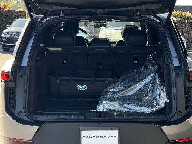 new 2025 Land Rover Range Rover Sport car