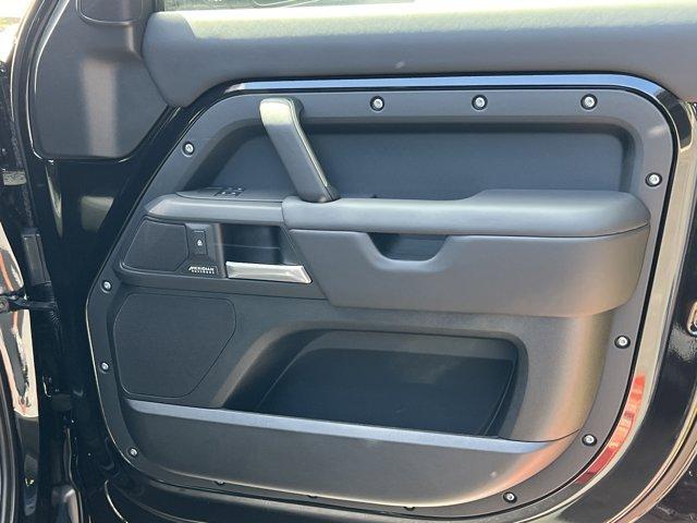 new 2025 Land Rover Defender car