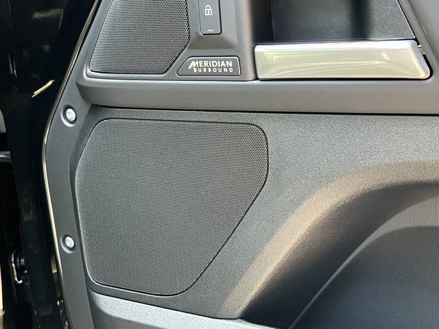 new 2025 Land Rover Defender car