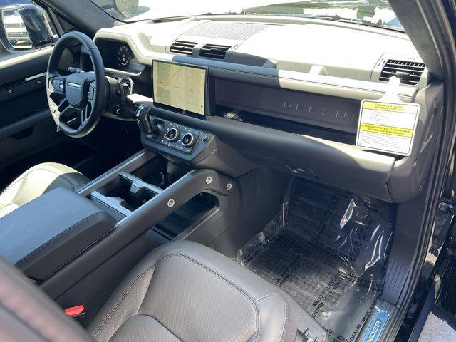 new 2025 Land Rover Defender car