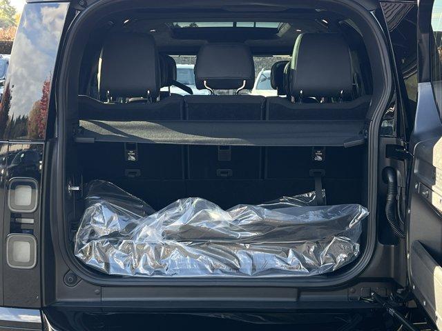 new 2026 Land Rover Defender car