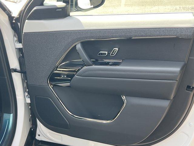 new 2025 Land Rover Range Rover Sport car