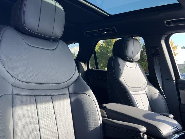 new 2025 Land Rover Range Rover Sport car