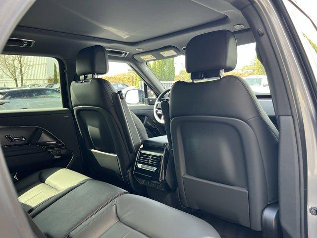 new 2025 Land Rover Range Rover Sport car
