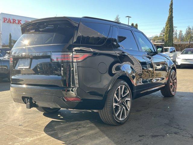 new 2025 Land Rover Discovery car, priced at $83,068