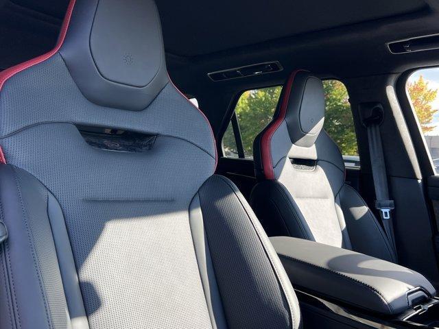 new 2025 Land Rover Range Rover Sport car
