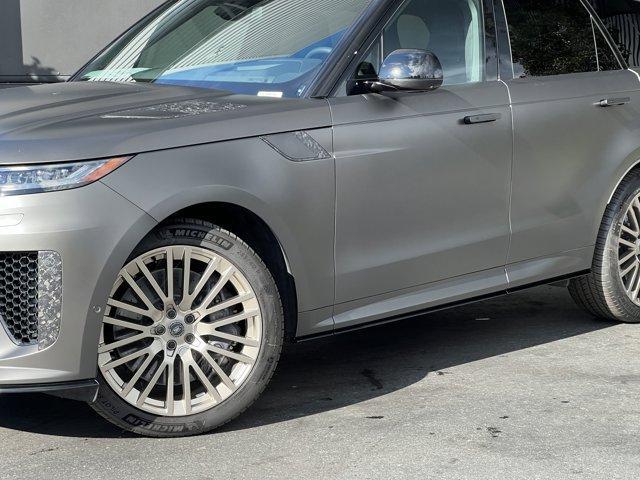 new 2025 Land Rover Range Rover Sport car