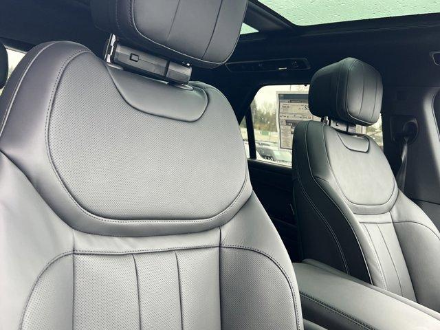 new 2025 Land Rover Range Rover Sport car