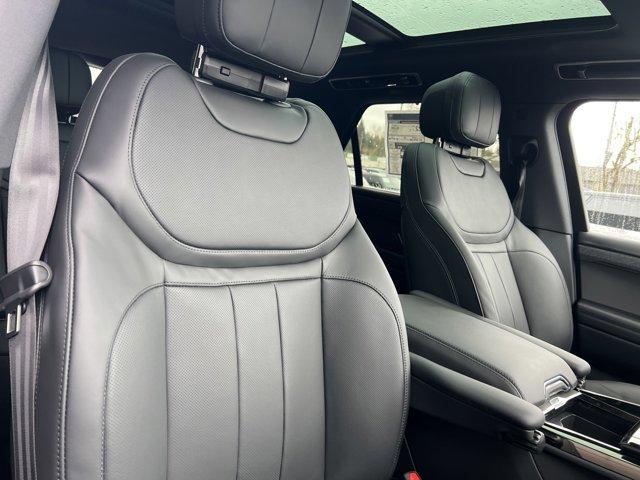 new 2025 Land Rover Range Rover Sport car