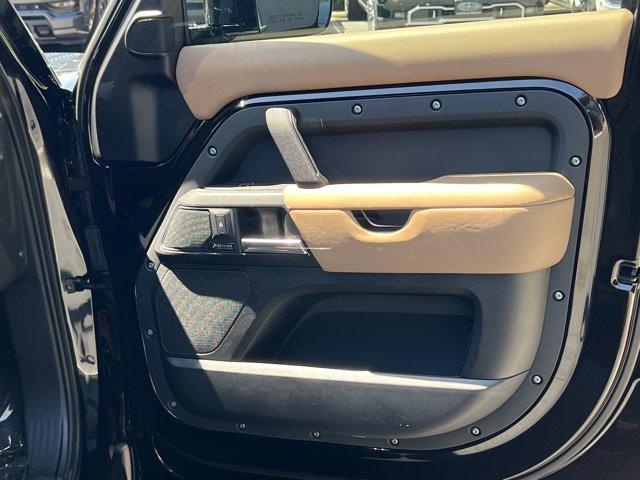 new 2025 Land Rover Defender car