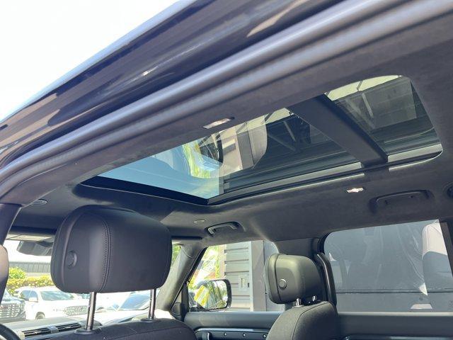 new 2025 Land Rover Defender car