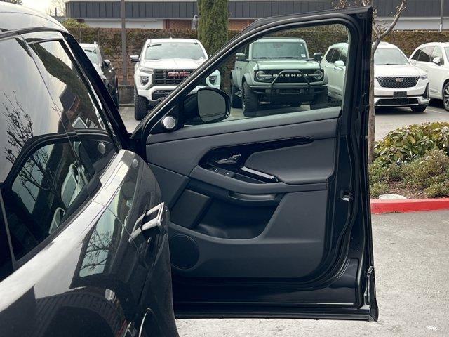 new 2025 Land Rover Range Rover Evoque car