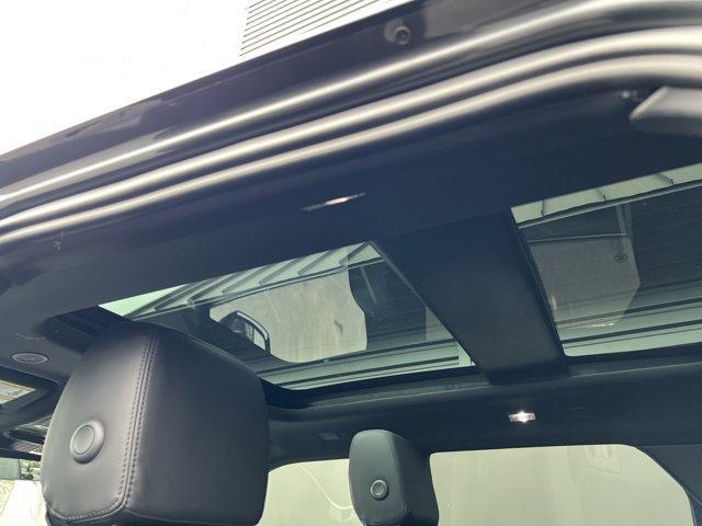new 2025 Land Rover Range Rover Evoque car