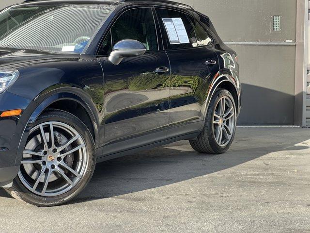 used 2022 Porsche Cayenne car, priced at $53,998