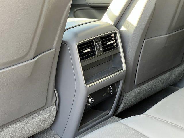 used 2022 Porsche Cayenne car, priced at $53,998