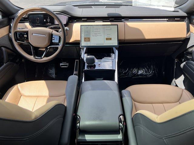 new 2025 Land Rover Range Rover Sport car