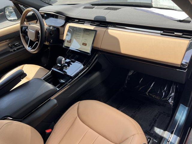 new 2025 Land Rover Range Rover Sport car