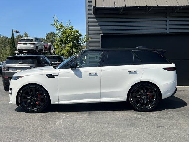 new 2025 Land Rover Range Rover Sport car