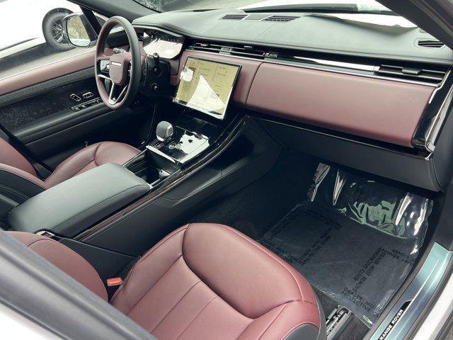 new 2025 Land Rover Range Rover Sport car