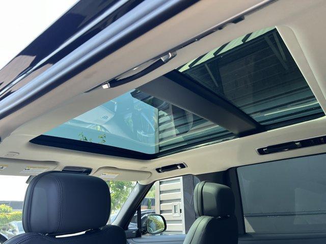 new 2025 Land Rover Range Rover car